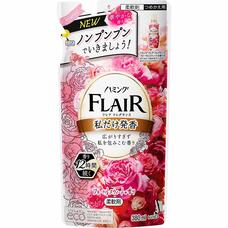 KAO Flair Fragrance Floral Sweet Кондиционер-смягчитель для белья, со сладким цветочно-фруктовым ароматом, сменная упаковка 380 мл